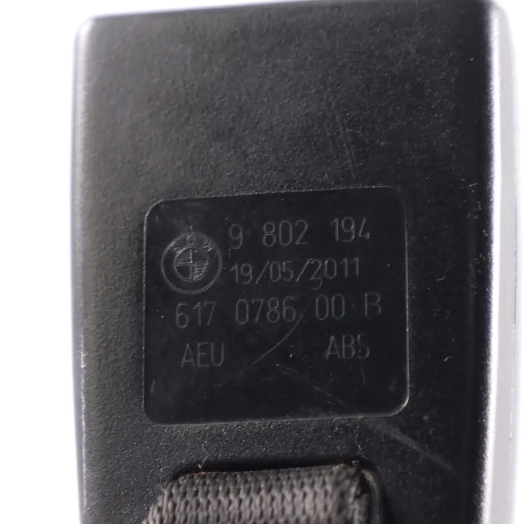 Boucle de ceinture inférieure Mini Countryman R60 siège arrière gauche - SKU 9802194-1 - Numéro de pièce 9802194