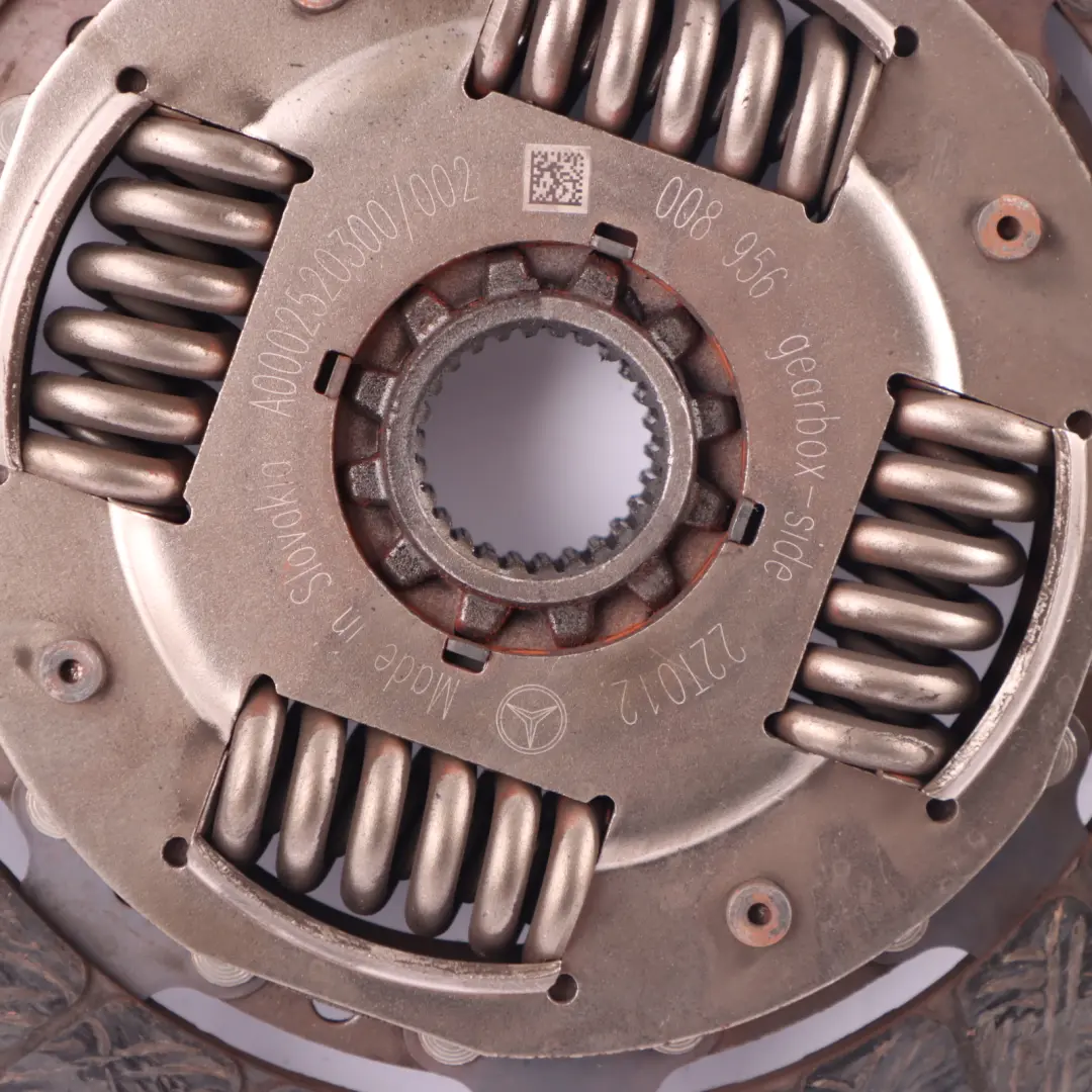 Clutch Kit Mercedes Sprinter W907 W910 Pressure Plate Disc A0232500201 to with Part number A0002501000 Clutch Kit Mercedes Sprinter W907 W910 Pressure Plate Disc A0232500201 - SKU A0002501000 - Part number A0002501000