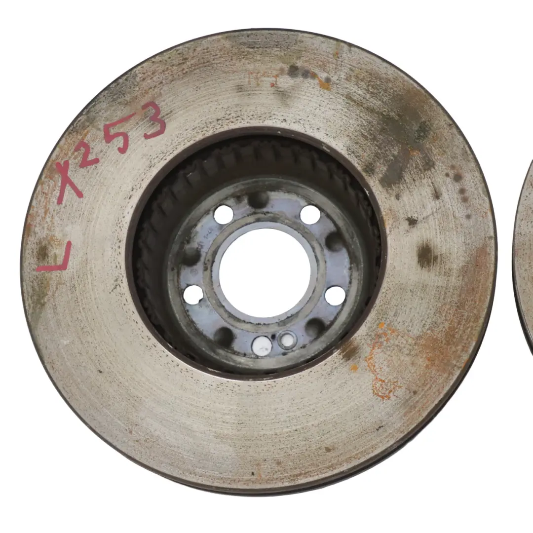 Tarcze Hamulcowe Przednie Lewa Prawa Strona Zestaw do Mercedes W213 X253 o numerze A0004212812 Mercedes W213 X253 Tarcze Hamulcowe Przednie Lewa Prawa Strona Zestaw - SKU A0004212812 - Numer Części A0004212812