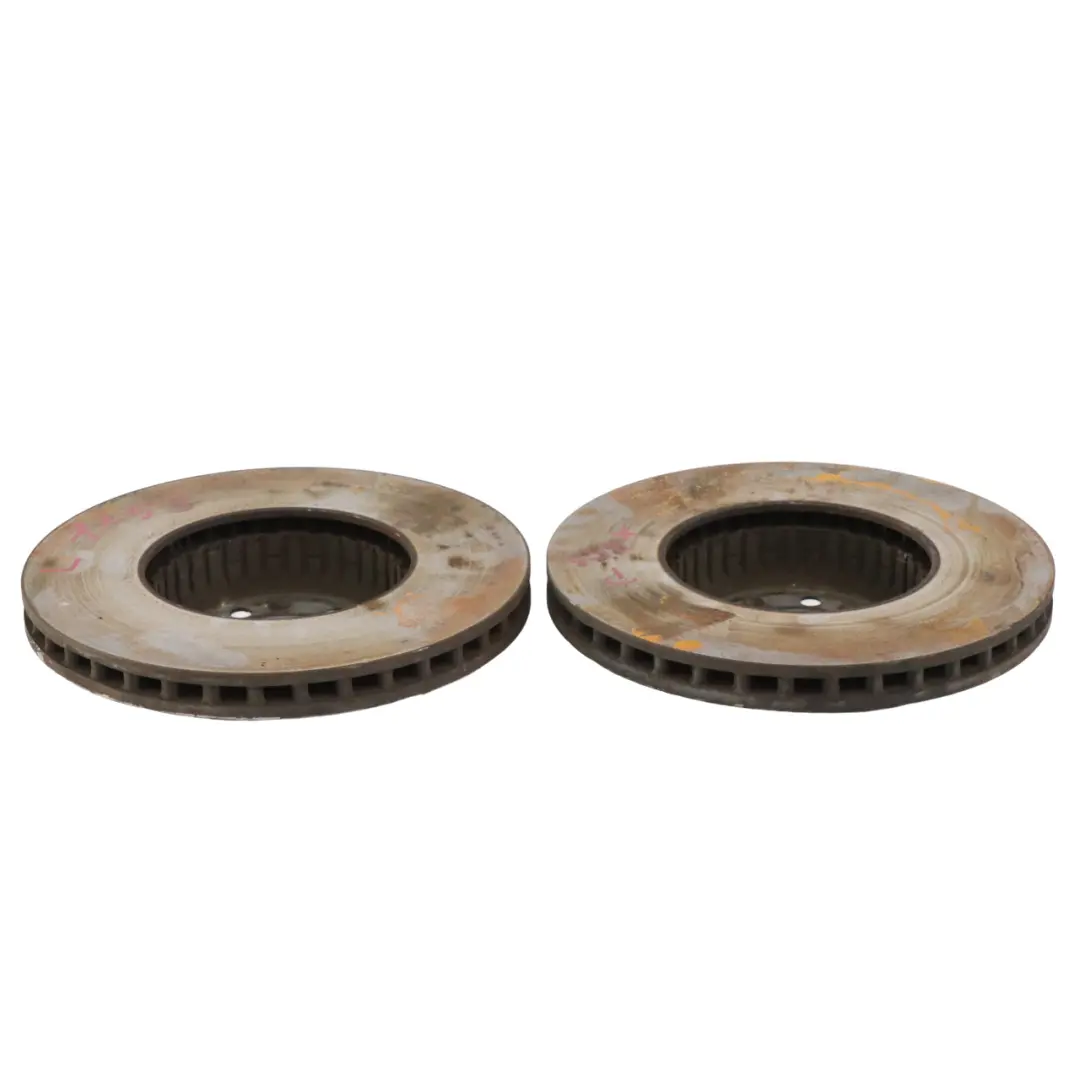 Tarcze Hamulcowe Przednie Lewa Prawa Strona Zestaw do Mercedes W213 X253 o numerze A0004212812 Mercedes W213 X253 Tarcze Hamulcowe Przednie Lewa Prawa Strona Zestaw - SKU A0004212812 - Numer Części A0004212812