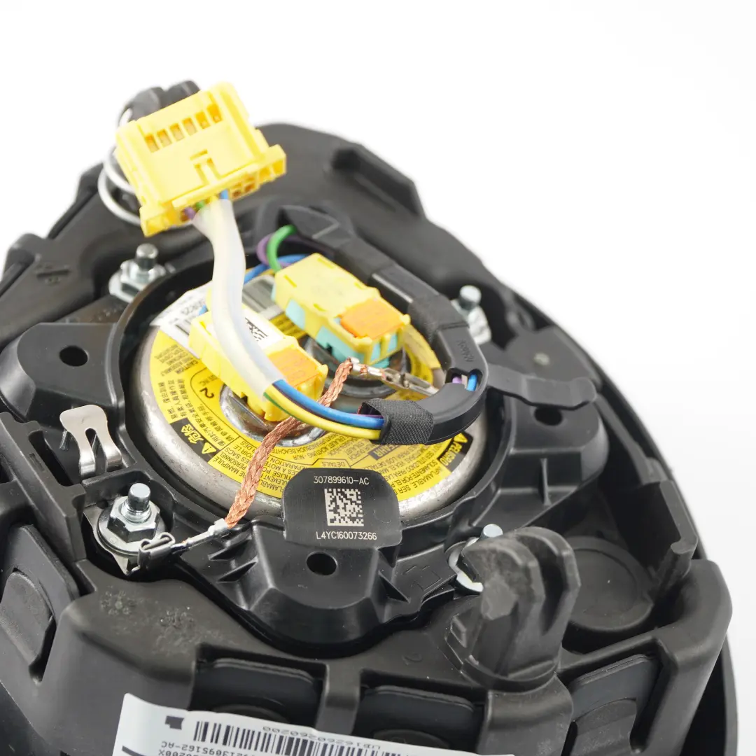 Mercedes C117 CLA W117 Volante Negro Airbag Airbag - SKU A0008602303 - Número de pieza A0008602303