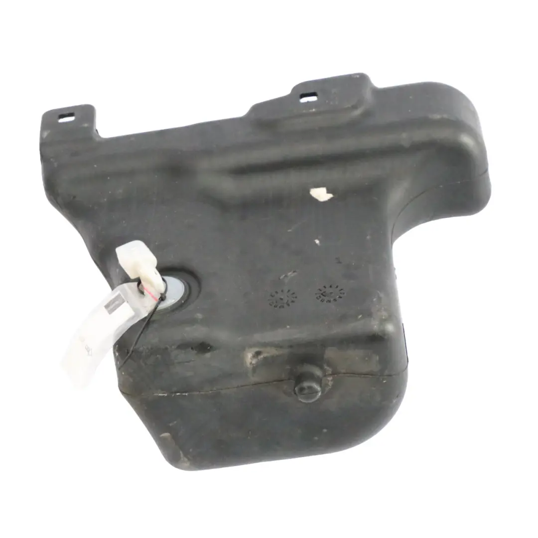 Zbiornik Zbiorniczek Płynu Spryskiwaczy do Mercedes Vito W447 o numerze A0008690200 Mercedes Vito W447 Zbiornik Zbiorniczek Płynu Spryskiwaczy - SKU A0008690200 - Numer Części A0008690200