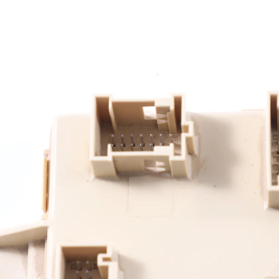 OM113 Moduł skrzyni biegów do Mercedes C117 CLA AMG Benzyna o numerze A0009002010 Mercedes C117 CLA AMG Benzyna OM113 Moduł skrzyni biegów - SKU A0009002010 - Numer Części A0009002010