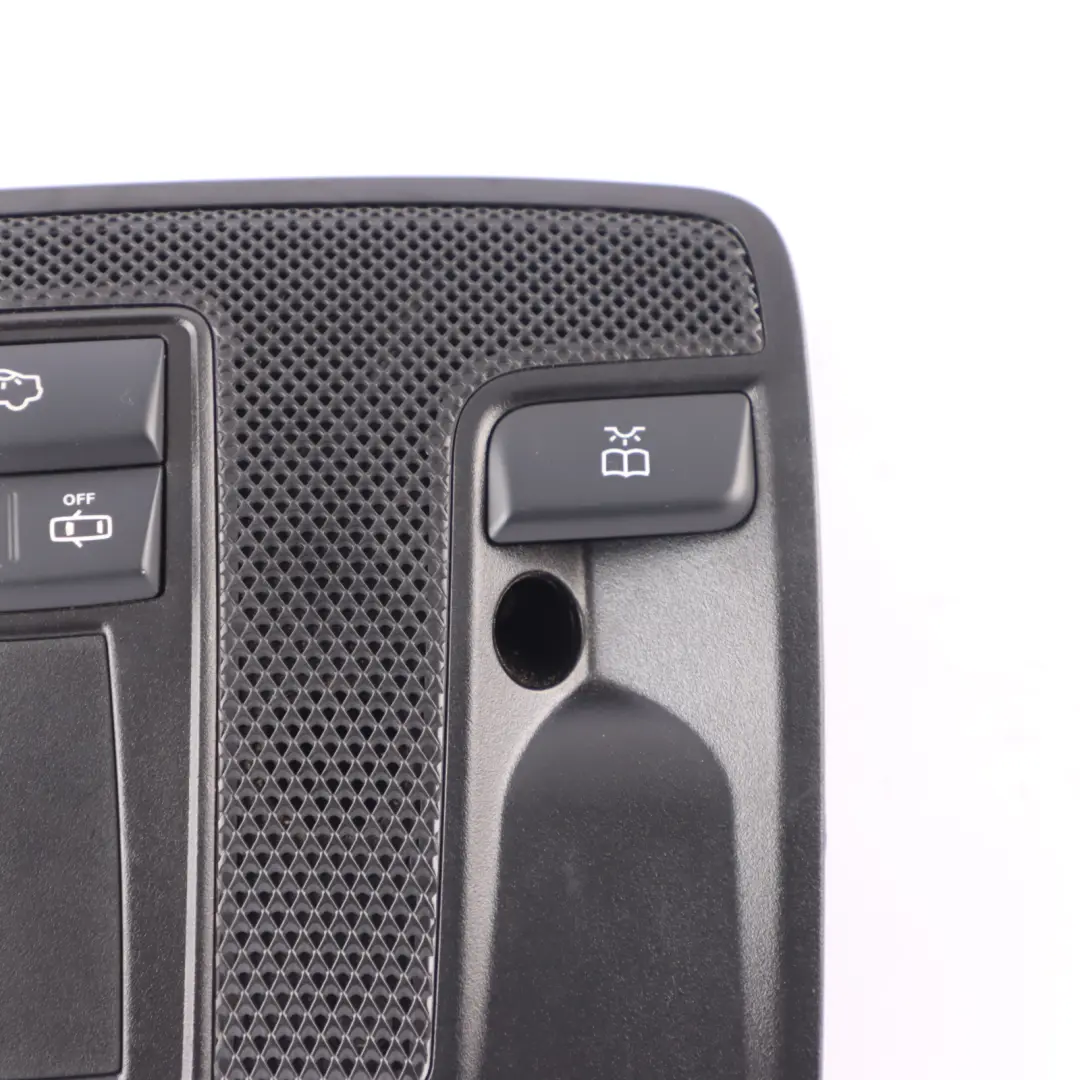 Panneau De Commande De Lampe De Toit Noir pour Mercedes C117 W176 W246 à propos du numéro de pièce A0009007403 Mercedes C117 W176 W246 Panneau De Commande De Lampe De Toit Noir - SKU A0009007403 - Numéro de pièce A0009007403