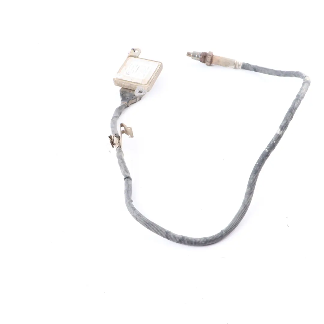 OM651 Sensore NOX Sonda Lambda Ossigeno per Mercedes W205 W447 W906 con numero di parte A0009050208 Mercedes W205 W447 W906 OM651 Sensore NOX Sonda Lambda Ossigeno - SKU A0009050208 - Numero di parte A0009050208