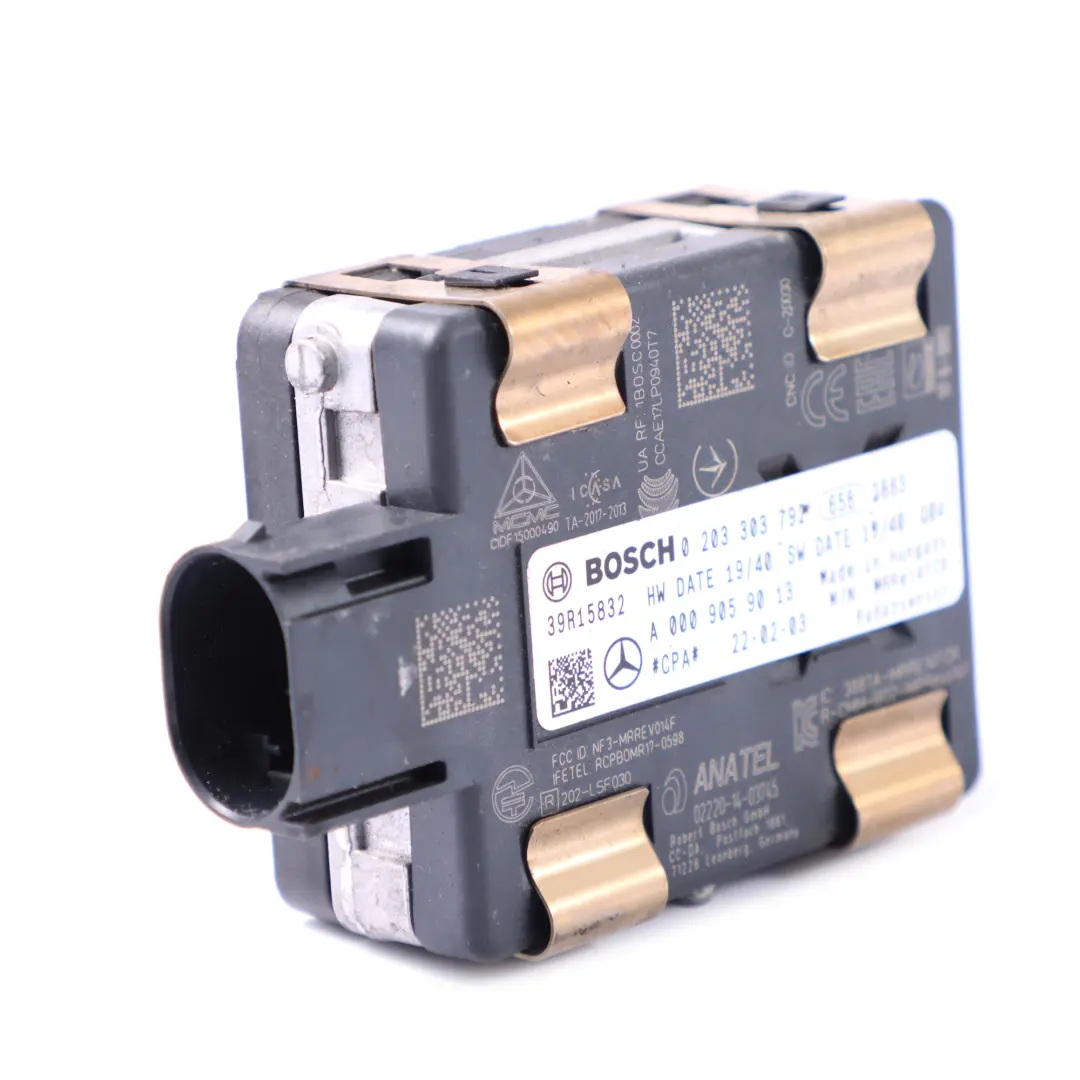 Radar Sensor Distronic do Mercedes W205 GLC X253 o numerze A0009059013 Mercedes W205 GLC X253 Radar Sensor Distronic - SKU A0009059013 - Numer Części A0009059013