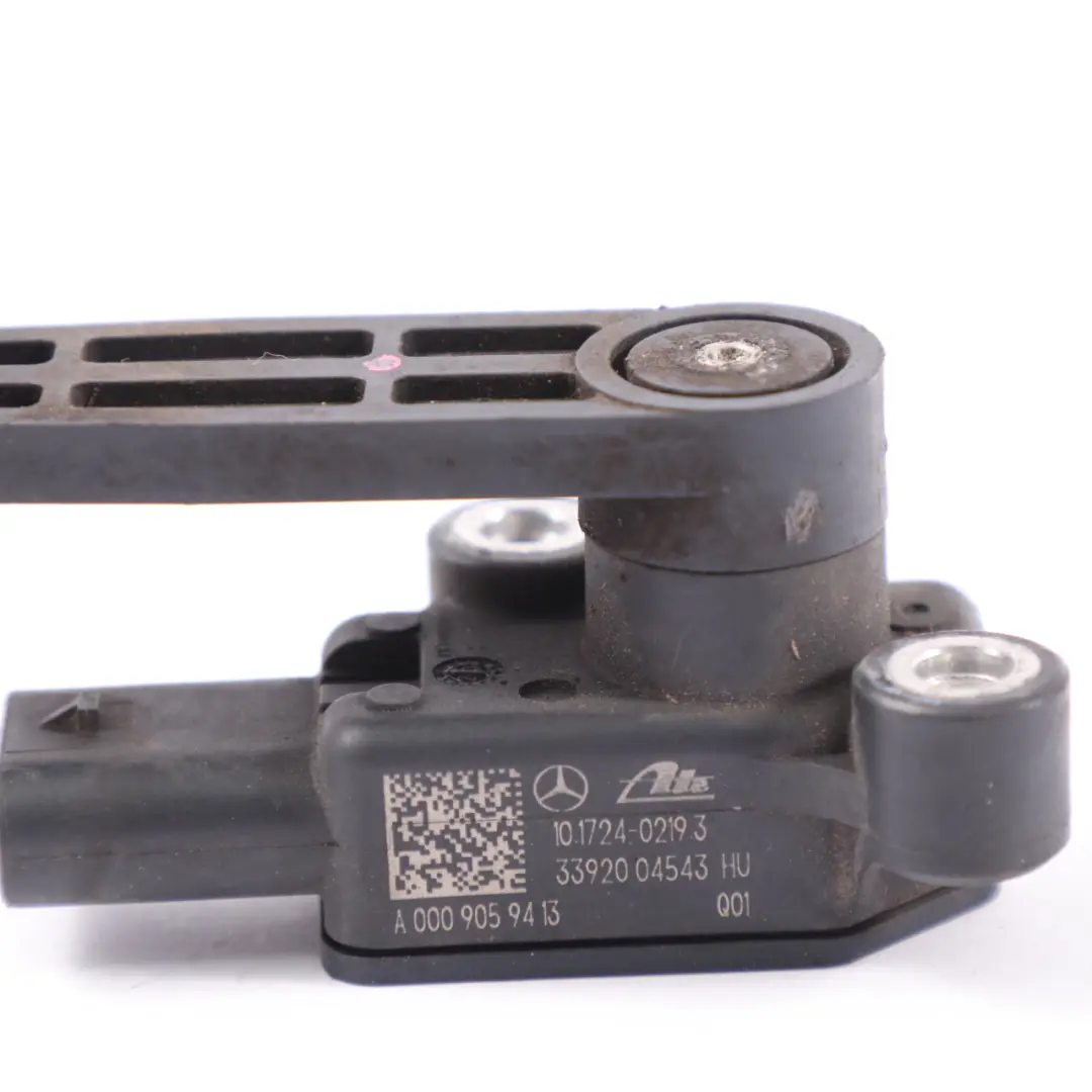 Sensore livello fari asse anteriore per Mercedes C118 W177 W247 con numero di parte A0009059413 Mercedes C118 W177 W247 Sensore livello fari asse anteriore - SKU A0009059413-2 - Numero di parte A0009059413