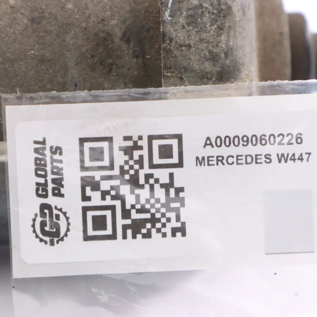  Démarreur Mercedes Vito W447 Diesel OM622 Moteur de démarrage - SKU A0009060226 - Numéro de pièce A0009060226