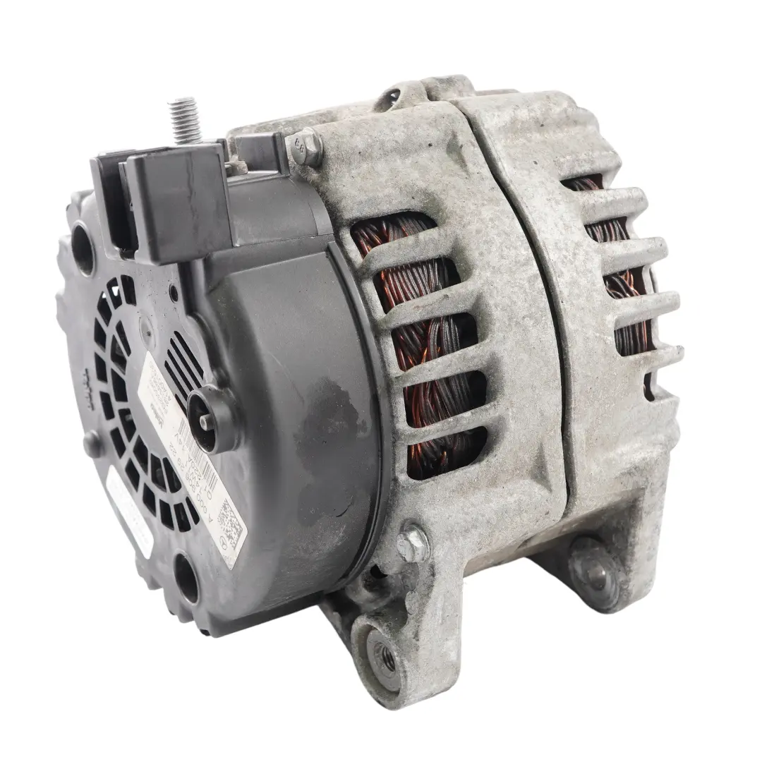 Alternator Mercedes W212 S212 Diesel OM651 Alternator 220A Valeo  - SKU A0009063705 - Part number A0009063705