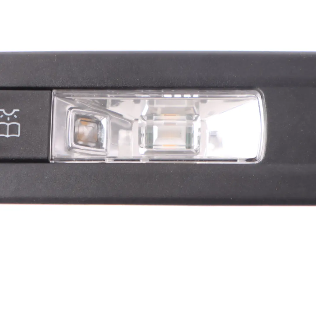 Luce interna Lampada maniglia posteriore sinistra Nero per Mercedes W177 con numero di parte A0009064906 Mercedes W177 Luce interna Lampada maniglia posteriore sinistra Nero - SKU A0009064906 - Numero di parte A0009064906