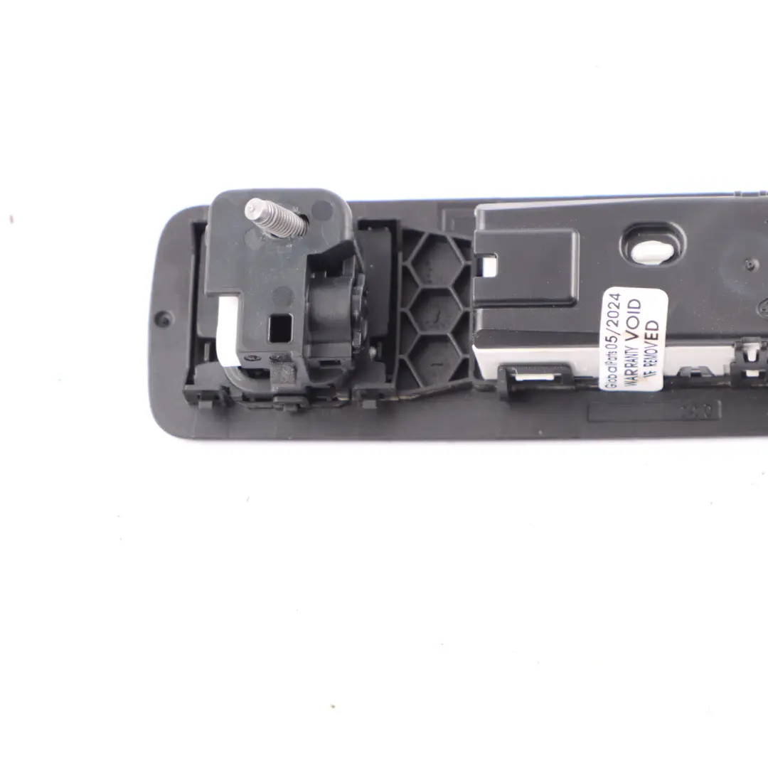 Mercedes W177 Luz Interior Luz Asidero Trasero Izquierdo Negro - SKU A0009064906 - Número de pieza A0009064906