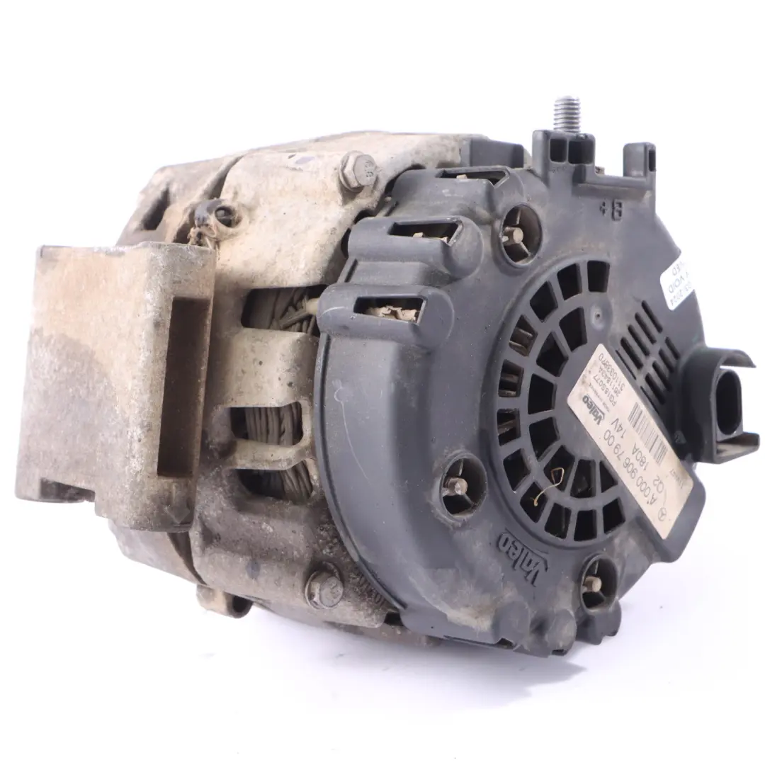  Alternador Mercedes W204 W212 Motor Diesel OM651 Valeo 180A - SKU A0009067900 - Número de pieza A0009067900