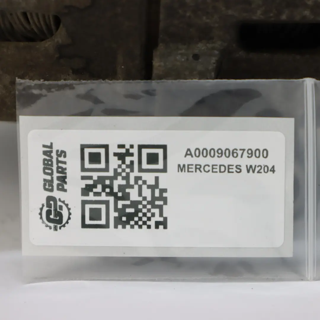 Lichtmaschine Mercedes W204 W212 Dieselmotor OM651 Valeo 180A  - SKU A0009067900 - Teilenummer A0009067900