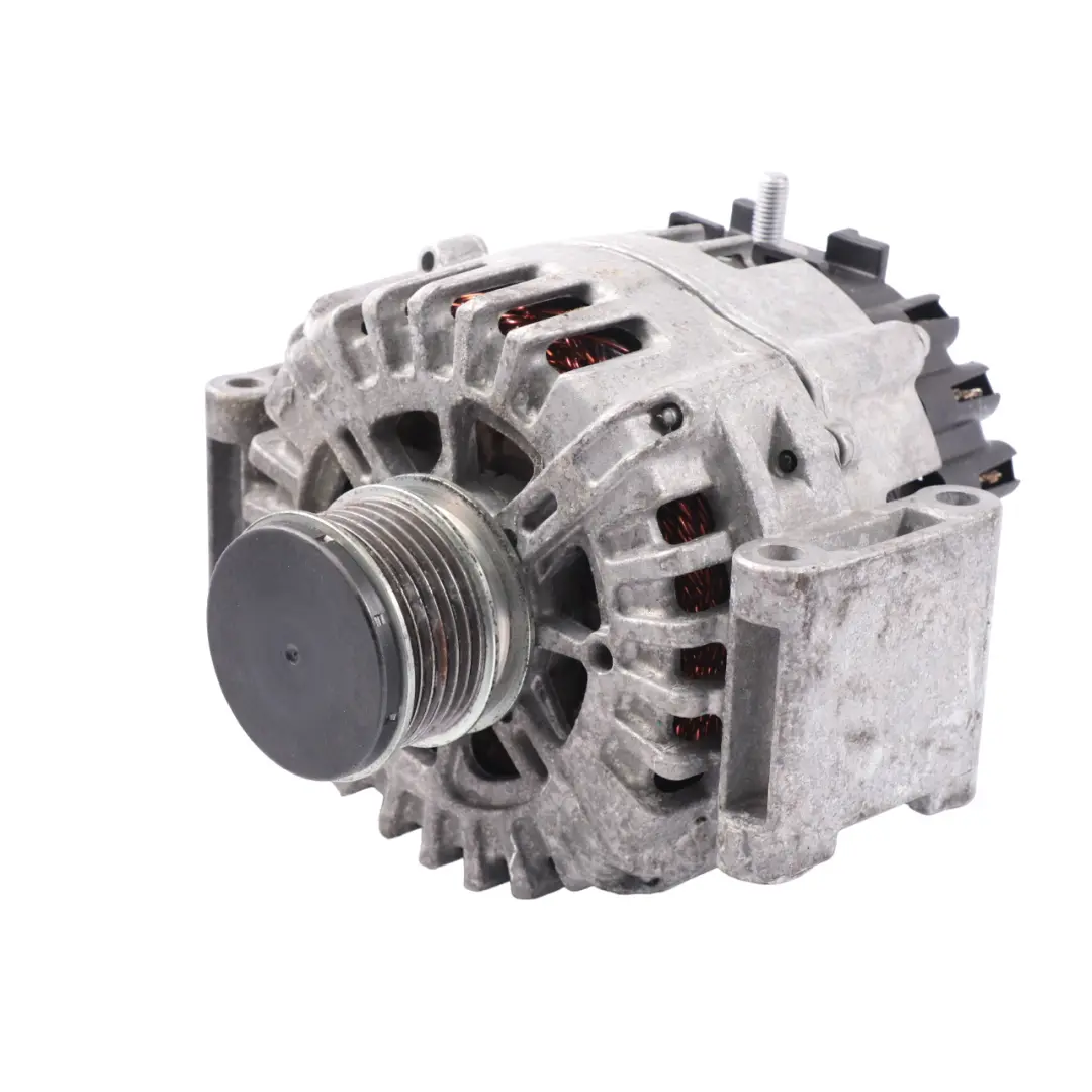 Alternator Mercedes R172 SLC 43 AMG Petrol OM276 200A Valeo to with Part number A0009068806 Alternator Mercedes R172 SLC 43 AMG Petrol OM276 200A Valeo - SKU A0009068806 - Part number A0009068806