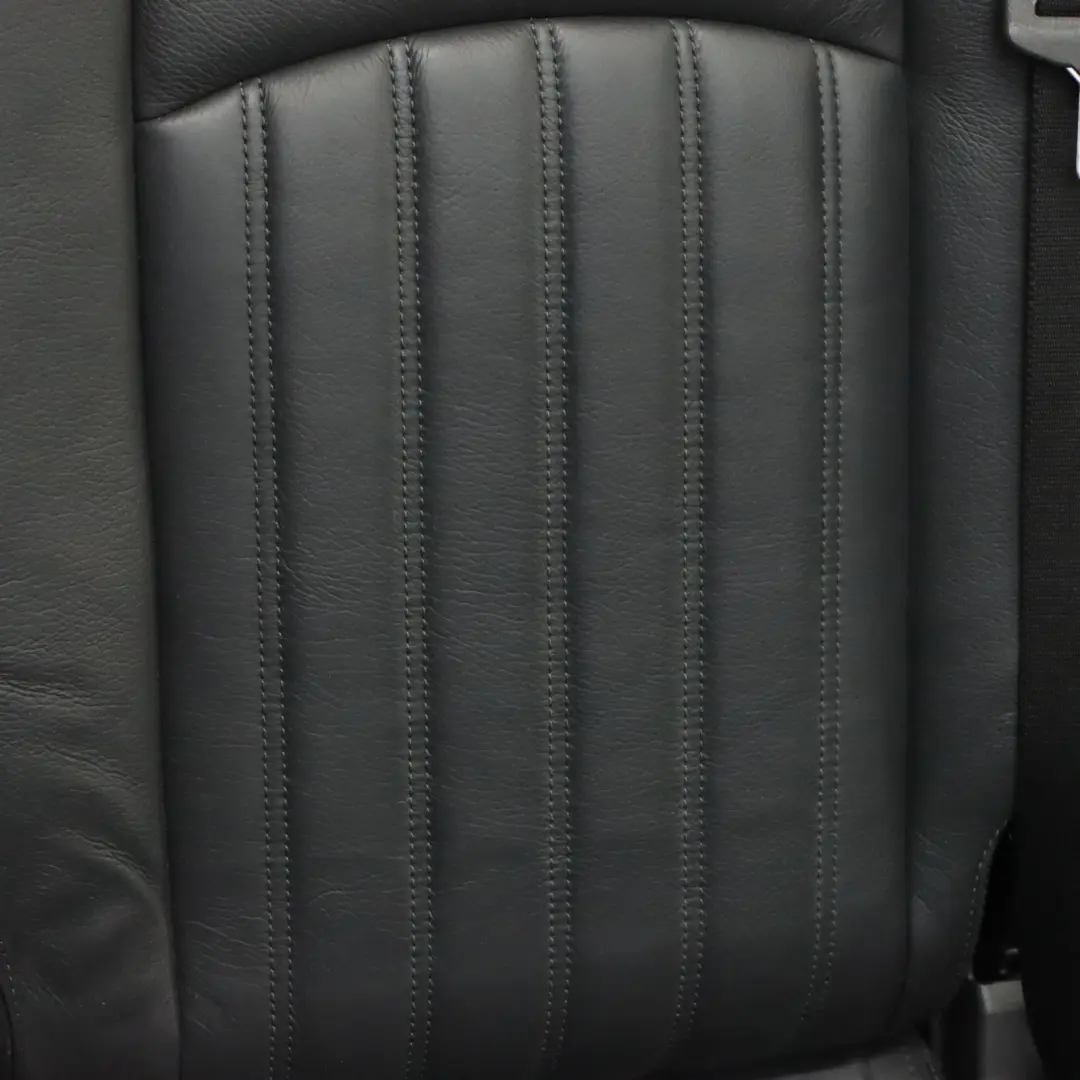 Mercedes W639 Sièges arrière Banquette trois places Partie droite en cuir Luxury - SKU A0019501631 - Numéro de pièce A0019501631