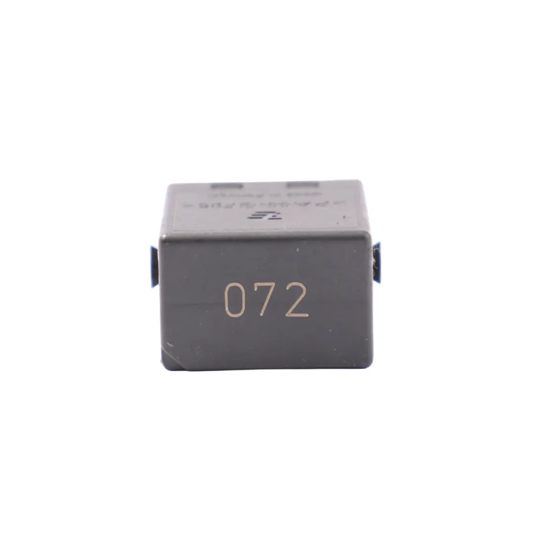 Relè Nero Unità Controllo 12V 20A per Mercedes C117 W166 W176 W222 W246 con numero di parte a0025429219 Mercedes C117 W166 W176 W222 W246 Relè Nero Unità Controllo 12V 20A - SKU a0025429219 - Numero di parte a0025429219