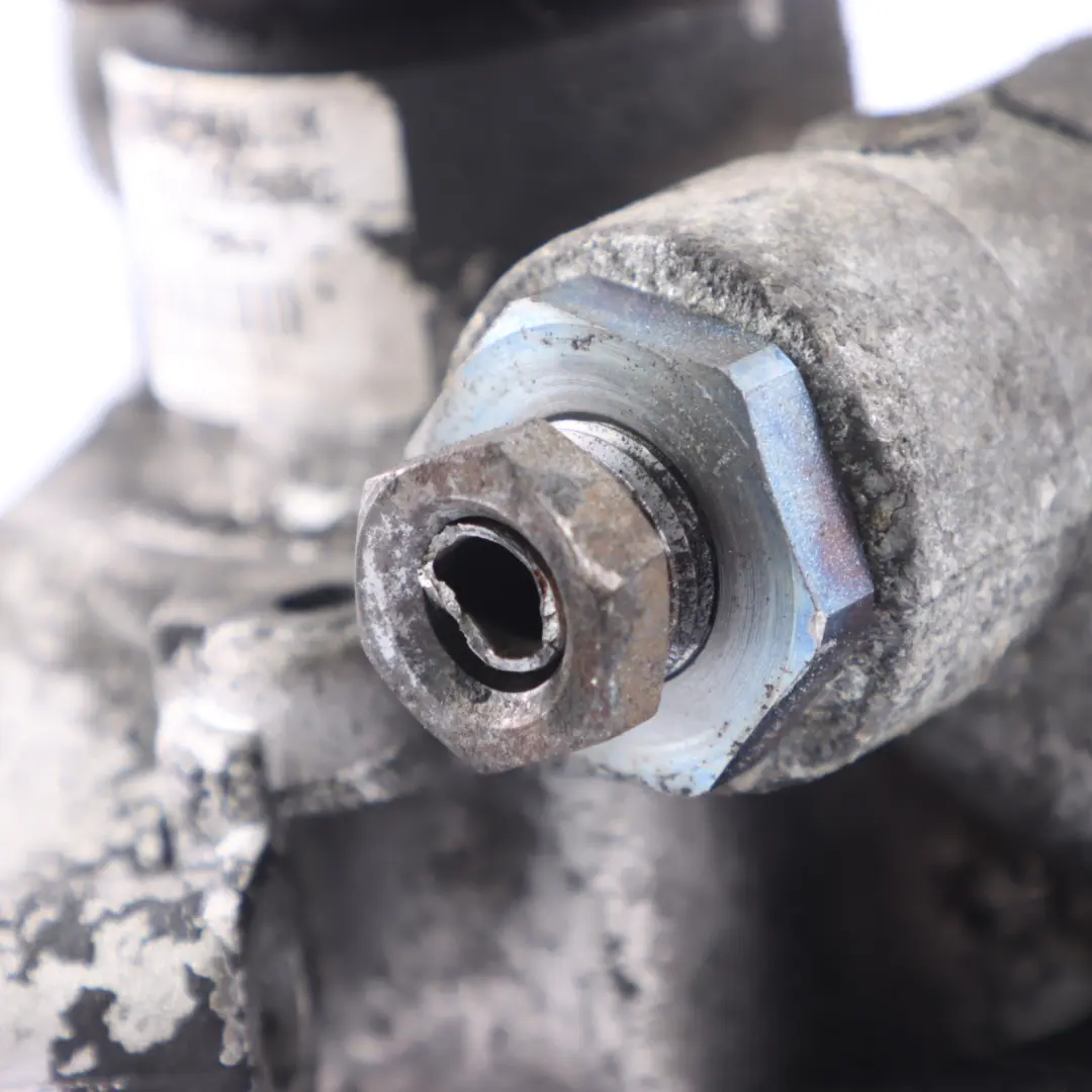 Mercedes-Benz W639 OM646 Diesel Servolenkungs pumpe für mit Teilenummer A0034667101 Mercedes-Benz W639 OM646 Diesel Servolenkungs pumpe - SKU A0034667101-1 - Teilenummer A0034667101