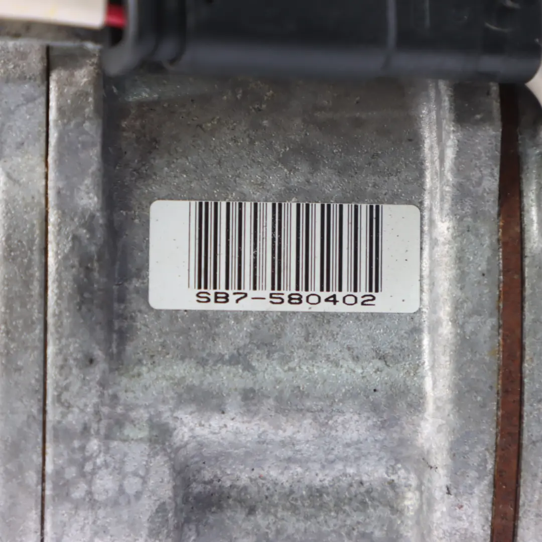 Kompresor Klimatyzacji Sprężarka do Mercedes W176 W246 C117 o numerze A0038304460 Mercedes W176 W246 C117 Kompresor Klimatyzacji Sprężarka - SKU A0038304460 - Numer Części A0038304460