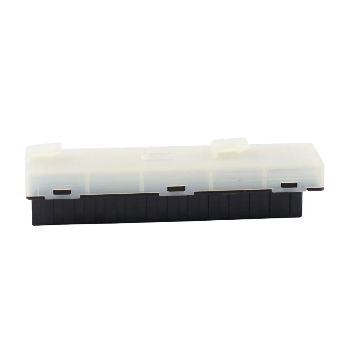 Mercedes W204 W212 W221 Power Distributor Box Conectors Socket - SKU a0045468040 - Part number A0045468040
