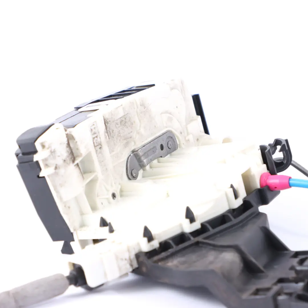 Türschloss Mercedes C117 Hintertür Rechts Schließ Mechanismus für mit Teilenummer A0997306000 Türschloss Mercedes C117 Hintertür Rechts Schließ Mechanismus - SKU A0997306000 - Teilenummer A0997306000