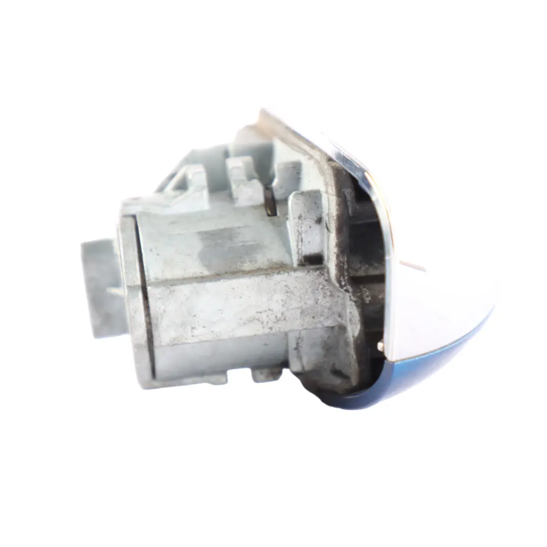 Poignée de Porte Extérieure Arrière Droite Brilliant Blue - 896 pour Mercedes A205 à propos du numéro de pièce A0997604801 Mercedes A205 Poignée de Porte Extérieure Arrière Droite Brilliant Blue - 896 - SKU A0997604801-BRB1 - Numéro de pièce A0997604801