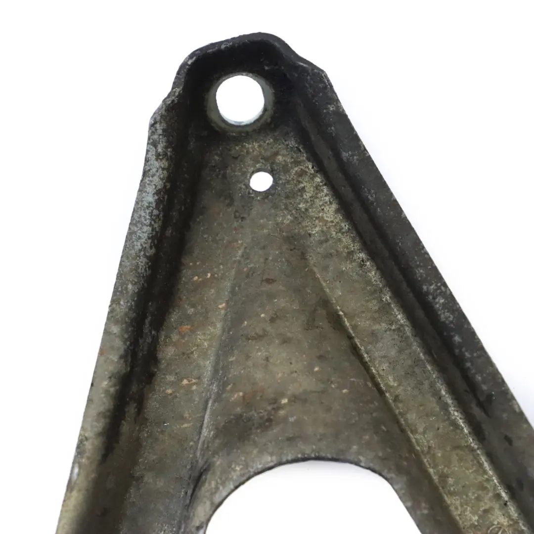 M111 Soporte de soporte del colector de admisión para Mercedes W202 C208 con número de pieza A1111410085 Mercedes W202 C208 M111 Soporte de soporte del colector de admisión - SKU A1111410085 - Número de pieza A1111410085