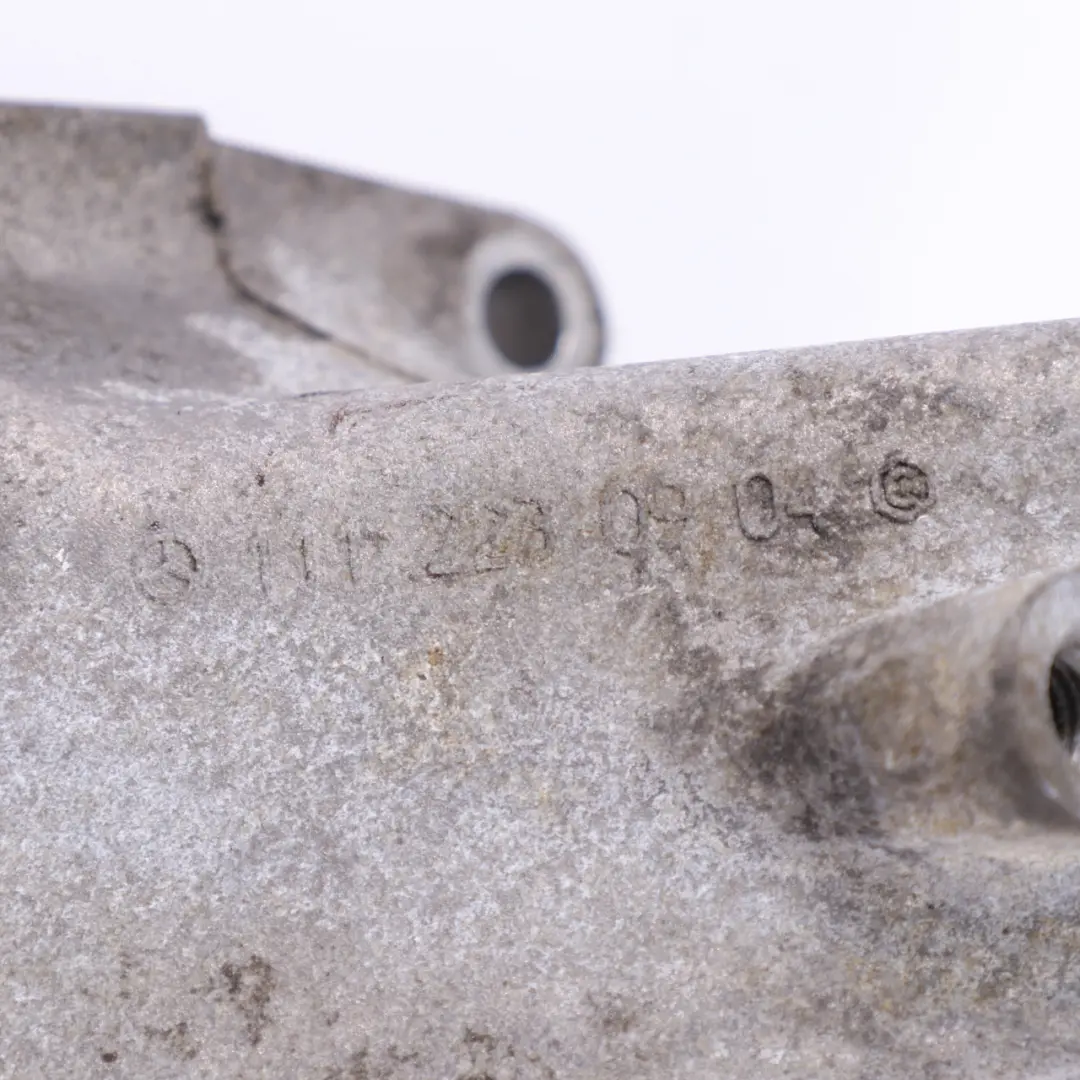 Soporte Motor Mercedes W202 W210 M111 Izquierda Soporte para con número de pieza A1112230904 Soporte Motor Mercedes W202 W210 M111 Izquierda Soporte - SKU A1112230904 - Número de pieza A1112230904