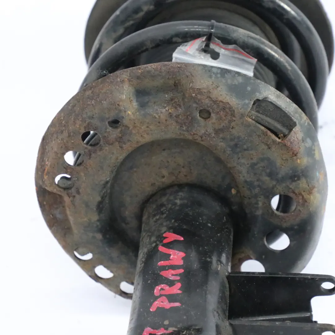 AMortyzator Sprężyna Przedni Prawy do Mercedes X117 o numerze A1173233200 Mercedes X117 AMortyzator Sprężyna Przedni Prawy - SKU A1173233200 - Numer Części A1173233200