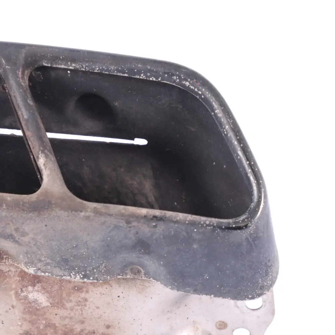 Mercedes C117 AMG M133 Pare-chocs arrière Embout de tuyau d'échappement droit - SKU A1174905200 - Numéro de pièce A1174905200