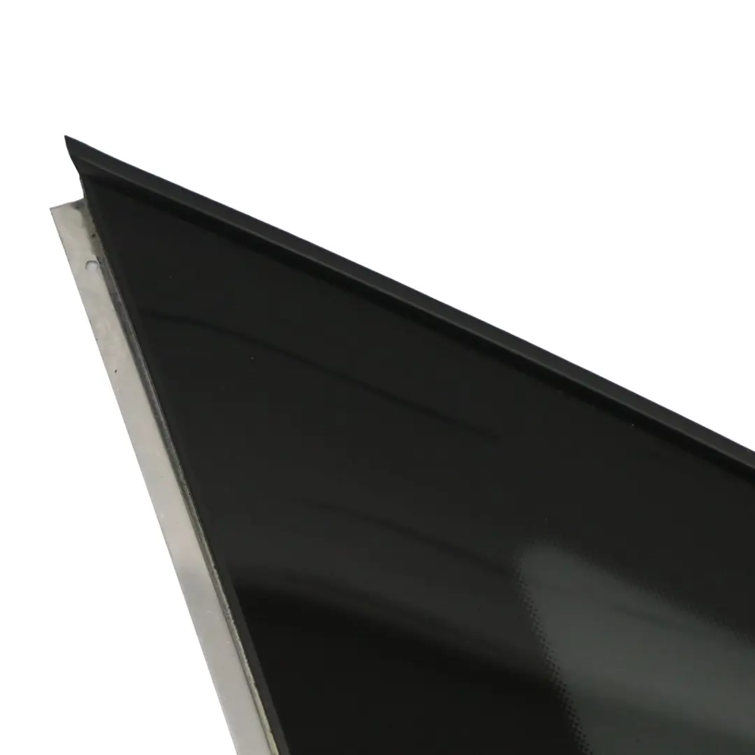 Mercedes X117 Vetro laterale posteriore sinistro quarto nero - SKU A1176700312 - Numero di parte A1176700312