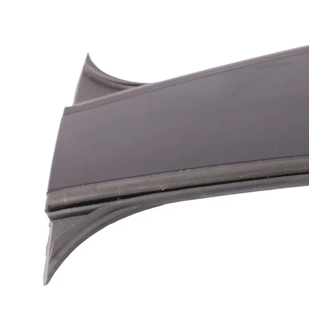 Mercedes C117 Couvercle Colonne B Porte droite Moulding Finisher - SKU A1176900279 - Numéro de pièce A1176900279
