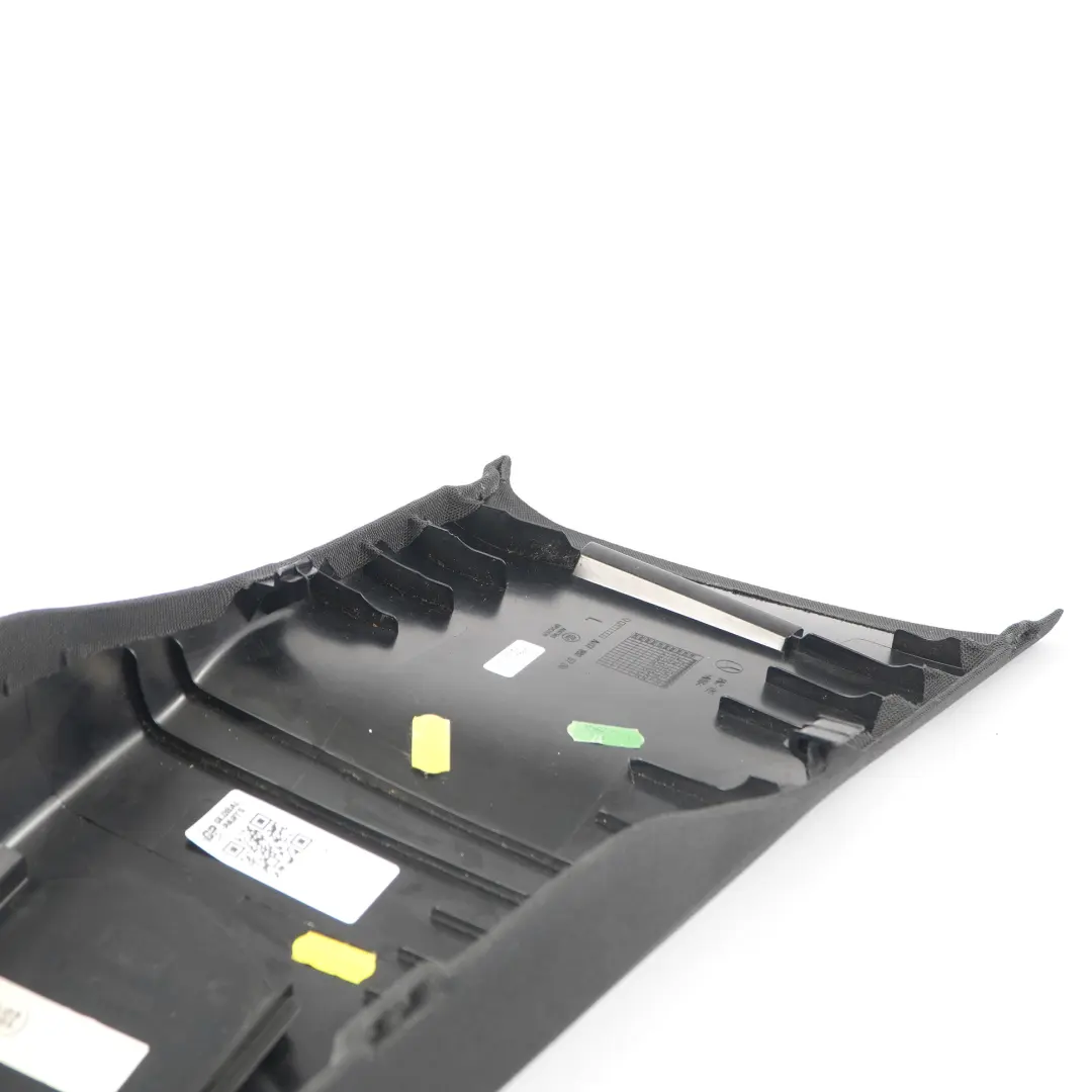 Mercedes C117 Couvercle de garniture supérieure pilier B gauche noir - SKU A1176905700 - Numéro de pièce A1176905700