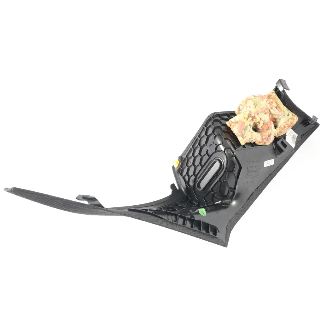 Mercedes C117 Couvre montant arrière gauche Noir - SKU A1176905900 - Numéro de pièce A1176905900