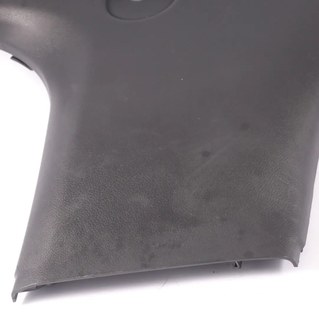 Pilar B Embellecedor Interior Mercedes C117 Panel Tapa Inferior Derecha Negro para con número de pieza A1176910400 Pilar B Embellecedor Interior Mercedes C117 Panel Tapa Inferior Derecha Negro - SKU A1176910400 - Número de pieza A1176910400