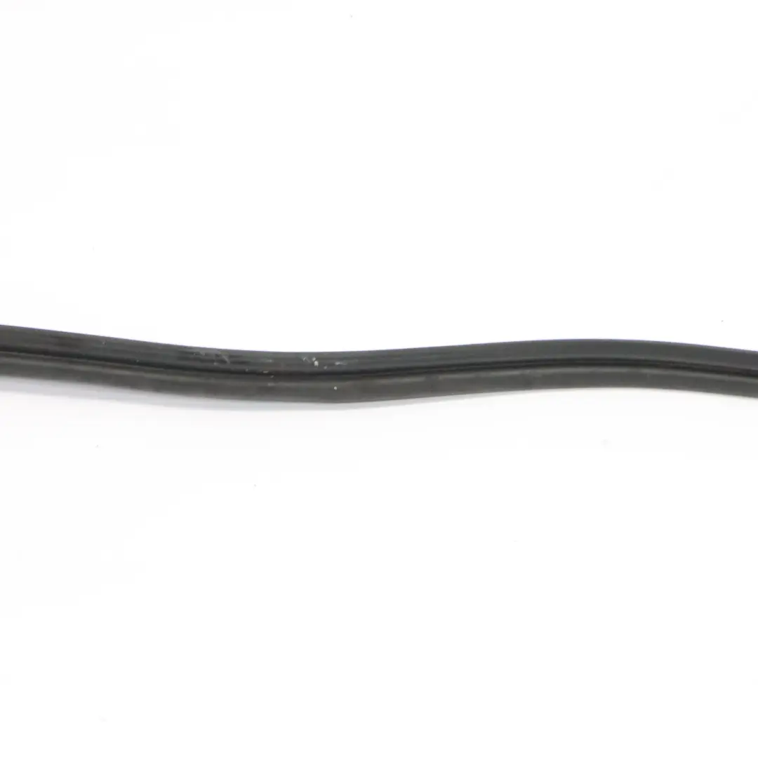 Mercedes C117 Uszczelka Klapy Bagażnika - SKU A1176930200 - Numer Części A1176930200
