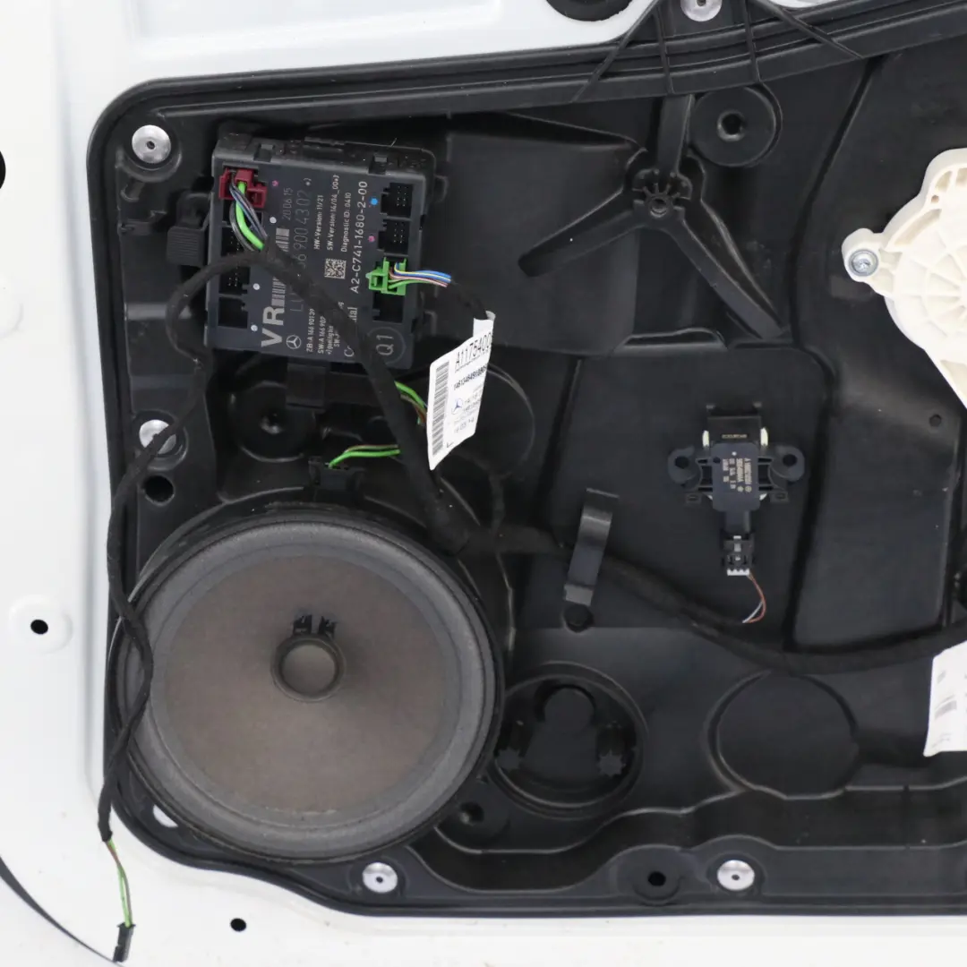 Mercedes C117 Door Front Right O/S Covering Panel Calcite White - 650 - SKU A1177200205-CW - Part number A1177200205