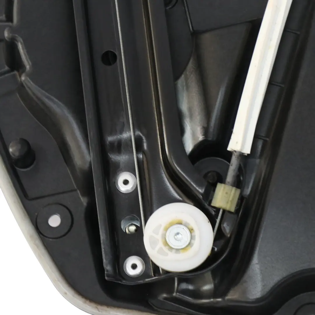 Lève-vitre avant droit régulateur de vitre pour Mercedes CLA C117 à propos du numéro de pièce A1177209900 Mercedes CLA C117 Lève-vitre avant droit régulateur de vitre - SKU A1177209900 - Numéro de pièce A1177209900