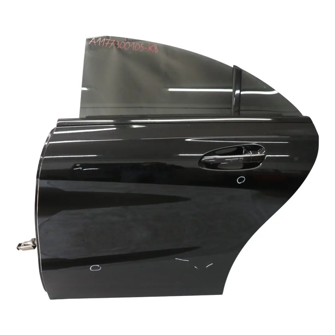 Puerta Trasera Izquierda Kosmos Black Negro Metallic - 191 para Mercedes CLA C117 con número de pieza A1177300105 Mercedes CLA C117 Puerta Trasera Izquierda Kosmos Black Negro Metallic - 191 - SKU A1177300105-KB - Número de pieza A1177300105