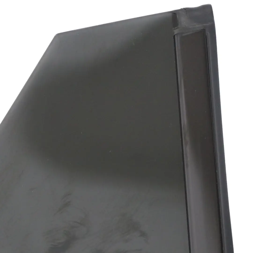 Viertel Glastür hinten links Fenster schwarz für Mercedes CLA X117 mit Teilenummer A1177300355 Mercedes CLA X117 Viertel Glastür hinten links Fenster schwarz - SKU A1177300355 - Teilenummer A1177300355