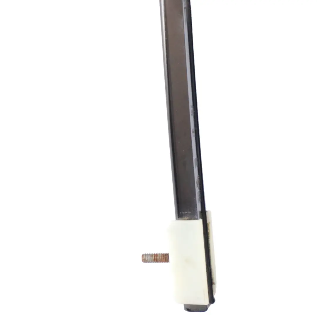 Cuarto cristal puerta trasera derecha Ventana para Mercedes CLA X117 con número de pieza A1177300455 Mercedes CLA X117 Cuarto cristal puerta trasera derecha Ventana - SKU A1177300455 - Número de pieza A1177300455