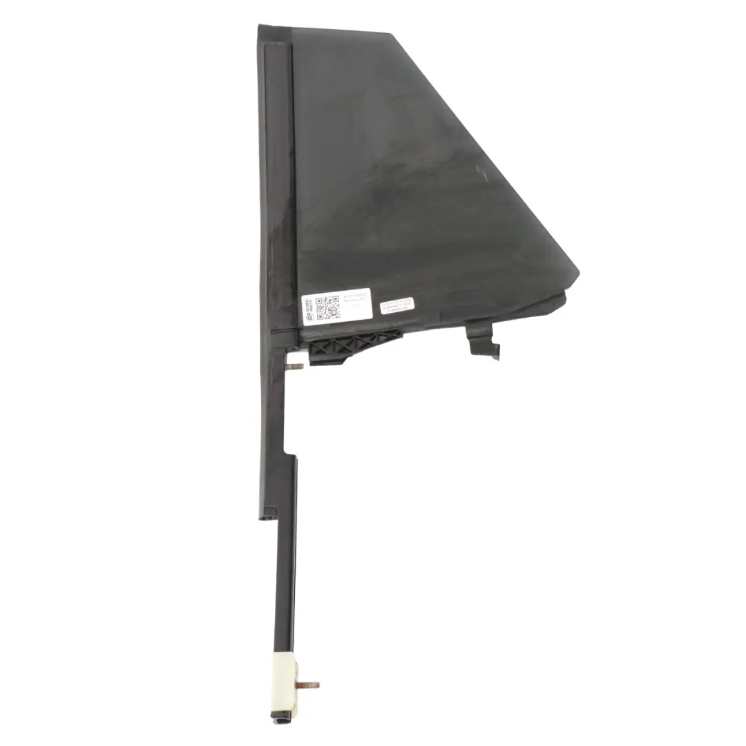 vitrée arrière droite noire pour Mercedes CLA X117 Porte à propos du numéro de pièce A1177300455 Mercedes CLA X117 Porte vitrée arrière droite noire - SKU A1177300455 - Numéro de pièce A1177300455