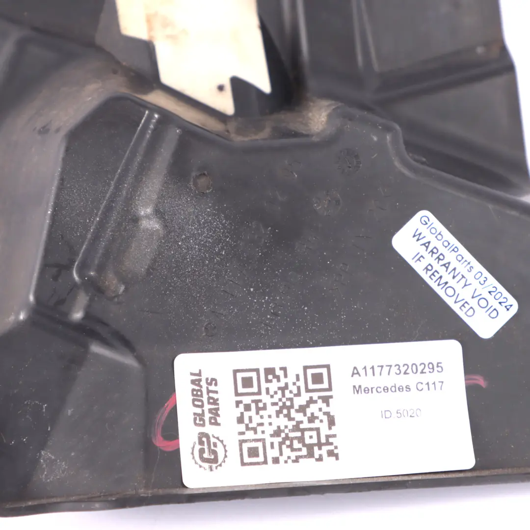Mercedes C117 Spływ Wody Tylnch Drzwi Prawy Osłona - SKU A1177320295 - Numer Części A1177320295