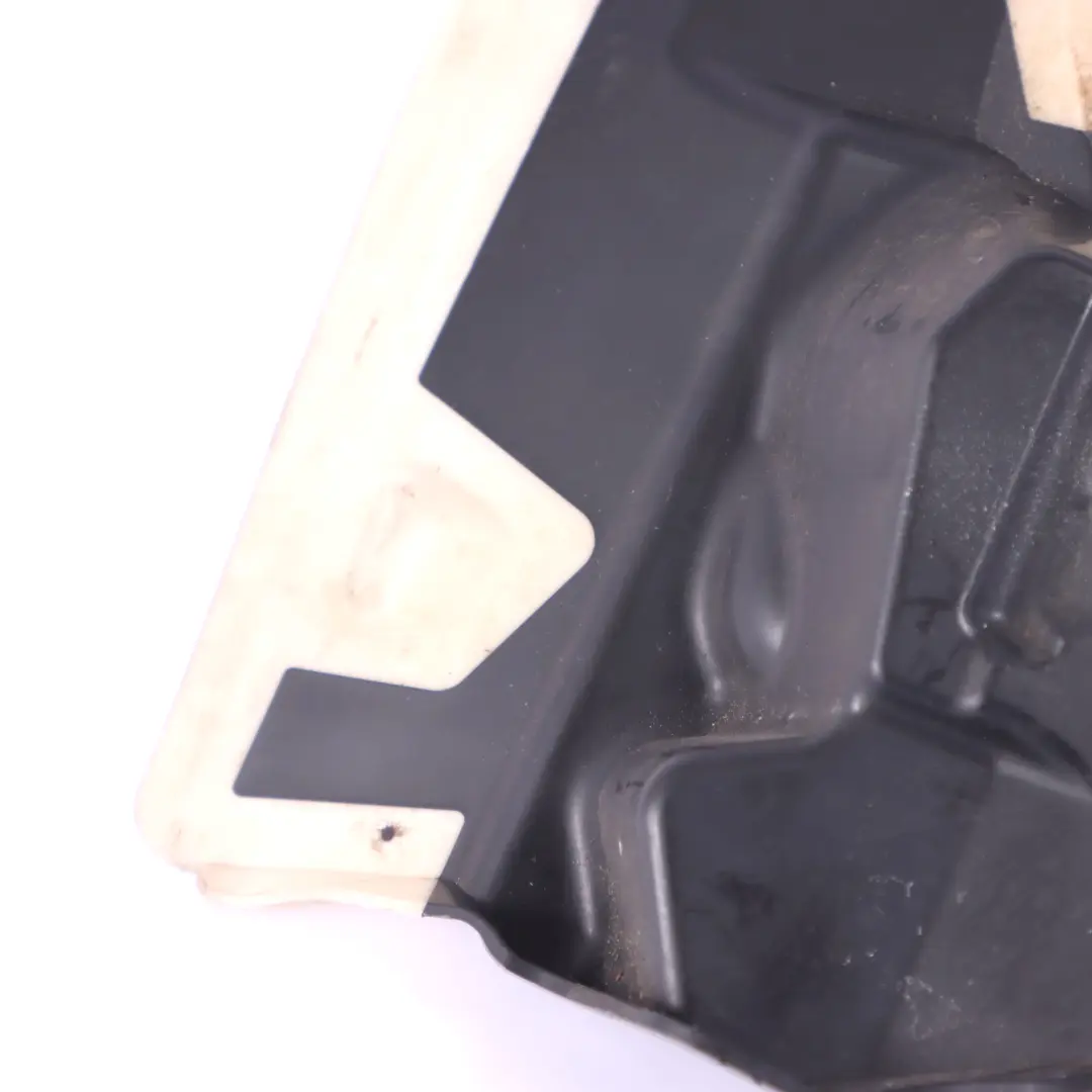  Drainage Mercedes C117 Porte Arrière Droite Couvercle vidange d'eau - SKU A1177320295 - Numéro de pièce A1177320295