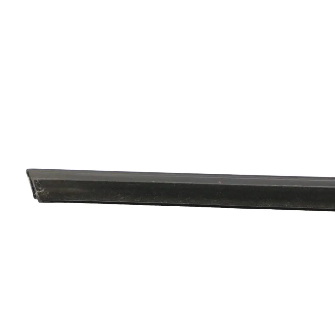 Mercedes C117 Guarnizione Porta Finestra Posteriore Destra Striscia - SKU A1177350482-1 - Numero di parte A1177350482