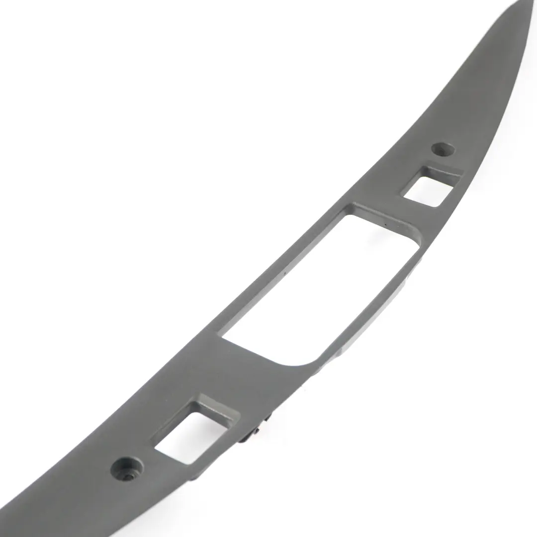 Mercedes C117 Couvercle De La Poignée Du Coffre - SKU A1177500093 - Numéro de pièce a1177500093