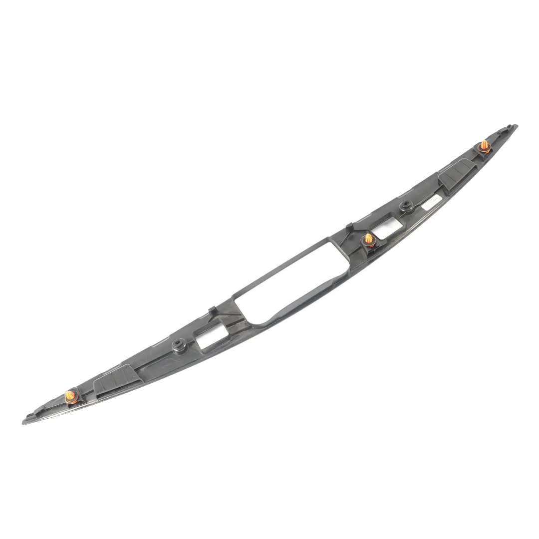 Coperchio Della Maniglia Del Bagagliaio per Mercedes C117 con numero di parte a1177500093 Mercedes C117 Coperchio Della Maniglia Del Bagagliaio - SKU A1177500093 - Numero di parte a1177500093