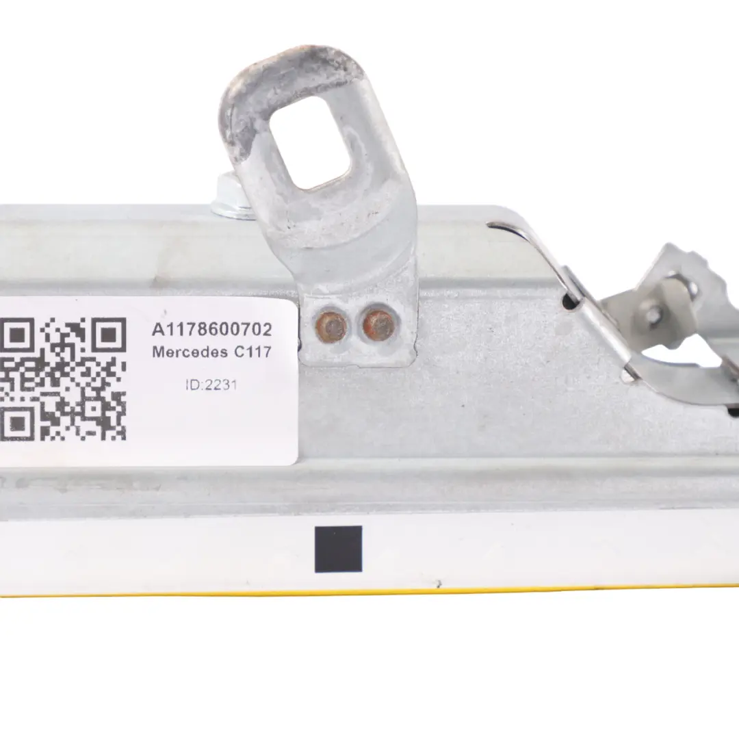 Modulo aria laterale posteriore sinistro Unità per Mercedes CLA C117 con numero di parte A1178600702 Mercedes CLA C117 Modulo aria laterale posteriore sinistro Unità - SKU A1178600702 - Numero di parte A1178600702