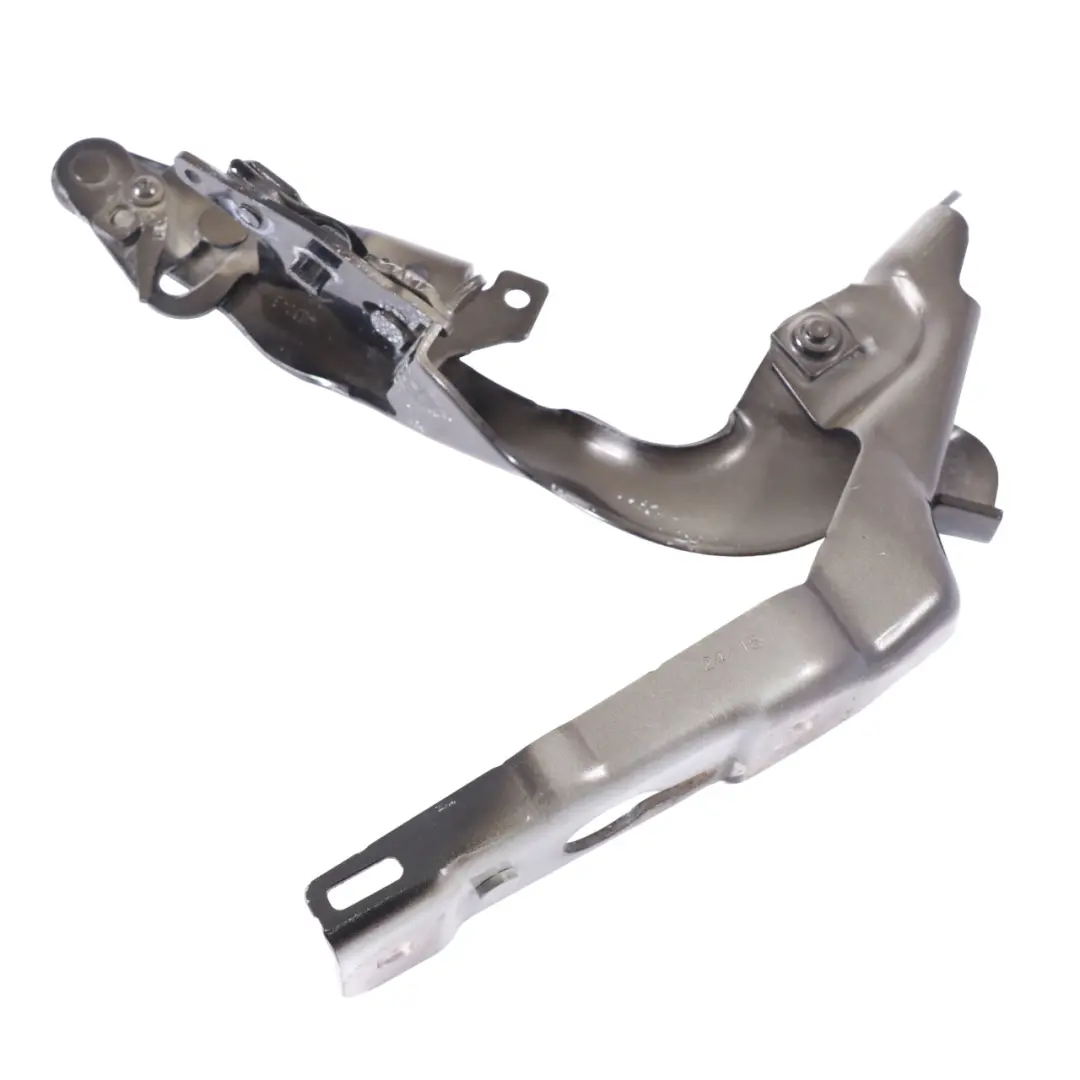 Charnière capot avant gauche Cosmic Noir Metallic - 191 pour Mercedes CLA C117 à propos du numéro de pièce A1178800128 Mercedes CLA C117 Charnière capot avant gauche Cosmic Noir Metallic - 191 - SKU A1178800128-KB - Numéro de pièce A1178800128