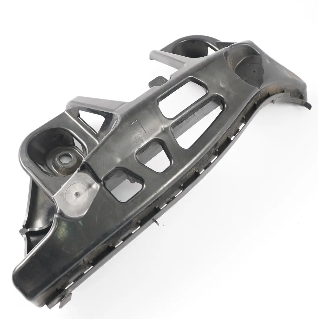 Paraurti posteriore sinistro Supporto Staffa Guida per Mercedes CLA C117 con numero di parte A1178850765 Mercedes CLA C117 Paraurti posteriore sinistro Supporto Staffa Guida - SKU A1178850765 - Numero di parte A1178850765