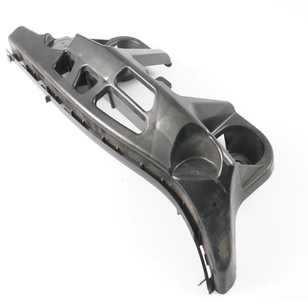 Parachoques Trasero Izquierdo Soporte Guía para Mercedes CLA C117 con número de pieza A1178850765 Mercedes CLA C117 Parachoques Trasero Izquierdo Soporte Guía - SKU A1178850765 - Número de pieza A1178850765